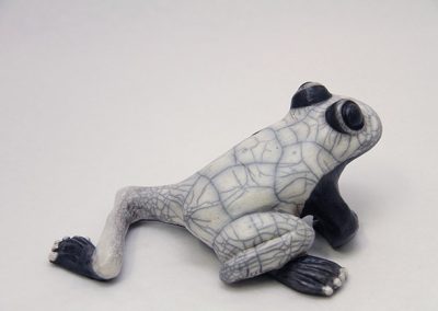 Sculpture Julie Lambert - Le roi grenouille